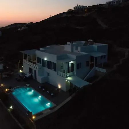 Tani Villa *