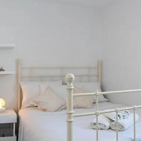 Tani Villa Agios Georgios (Antiparos)