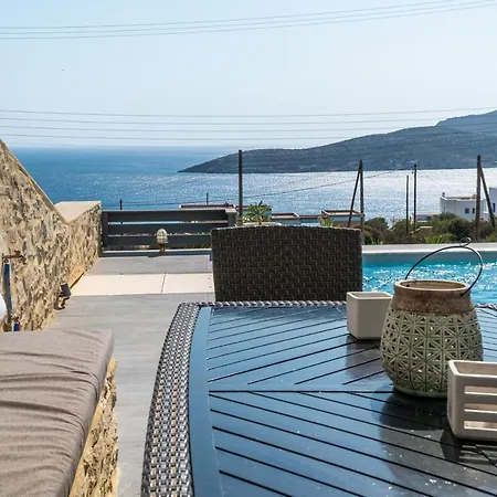 Tani Villa